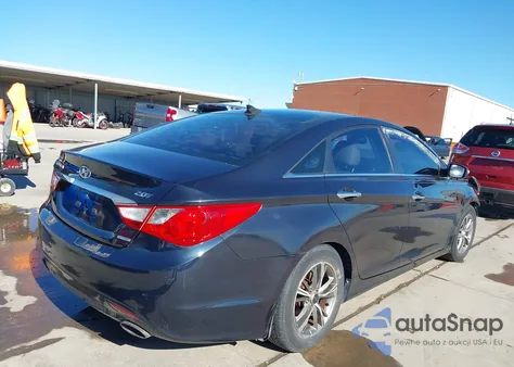 2013 Hyundai Sonata Limited 2.0T z USA, uszkodzony, nr VIN 5NPEC4AB9DH644481